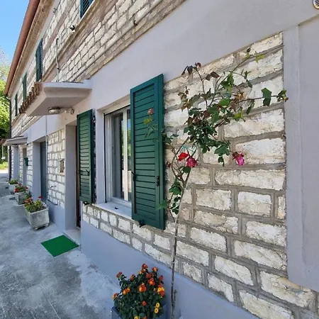 Mario דירה סירולו